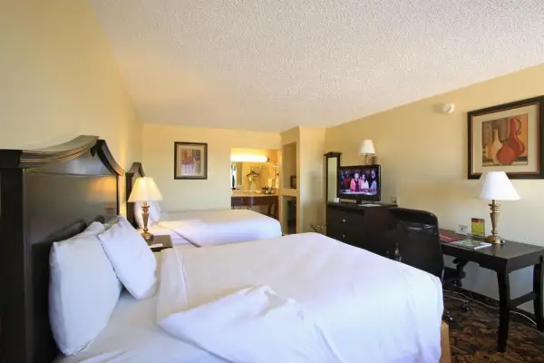 Plaza Inn Midland 7